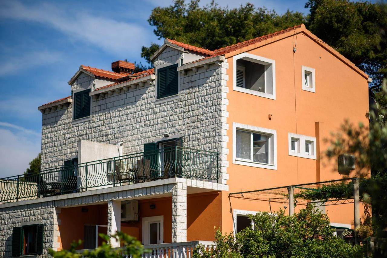 Stermasi Apartments Saplunara Exterior foto